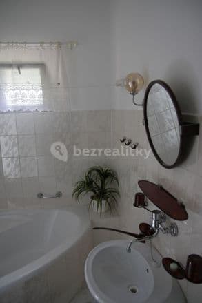 Prenájom bytu 3-izbový 110 m², Rooseveltova, Ústí nad Labem, Ústecký kraj Prenájom bytu 3-izbový 110 m², Rooseveltova, Ústí nad Labem, Ústecký kraj