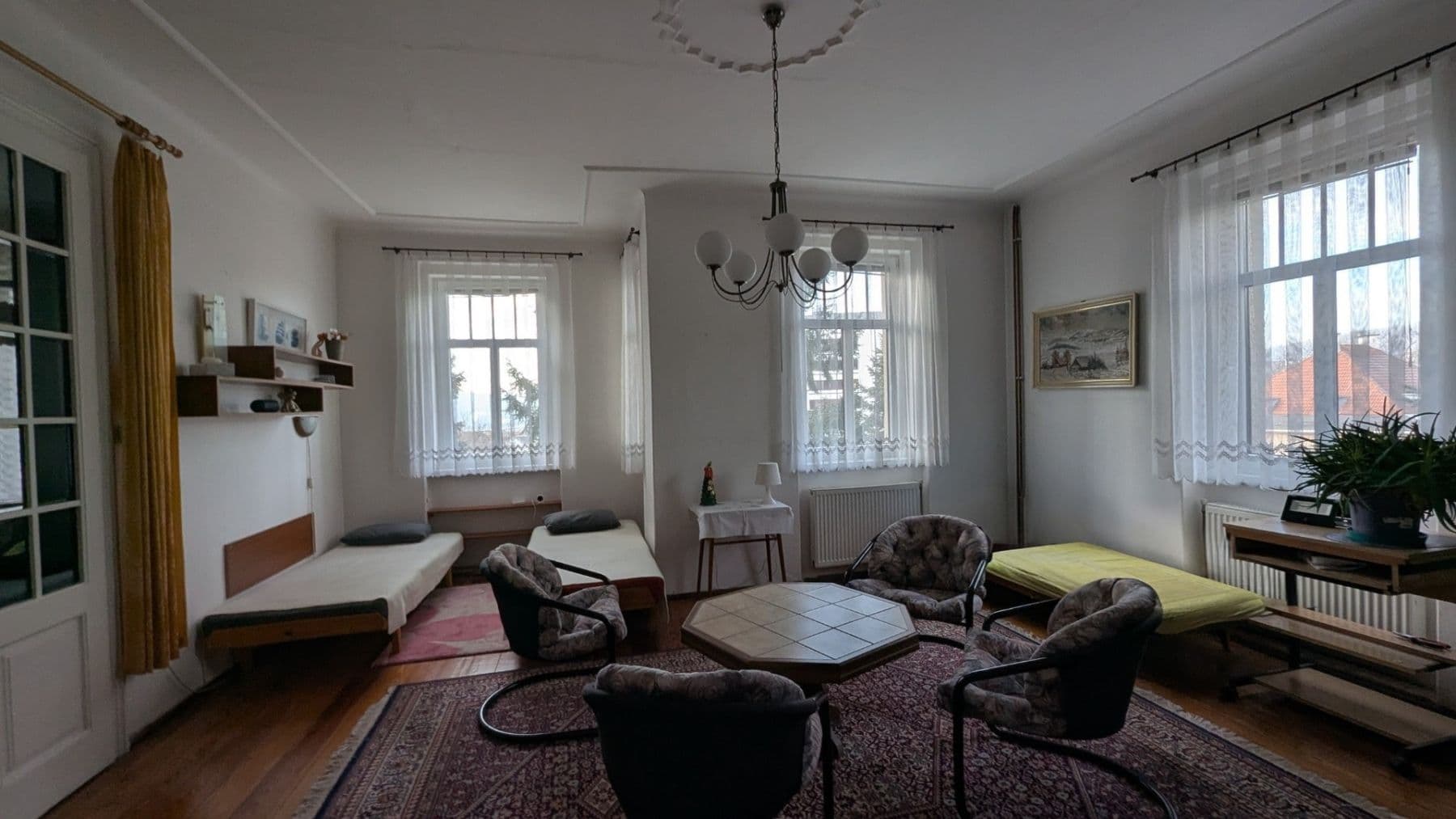 Prenájom bytu 3-izbový 110 m², Rooseveltova, Ústí nad Labem, Ústecký kraj Prenájom bytu 3-izbový 110 m², Rooseveltova, Ústí nad Labem, Ústecký kraj