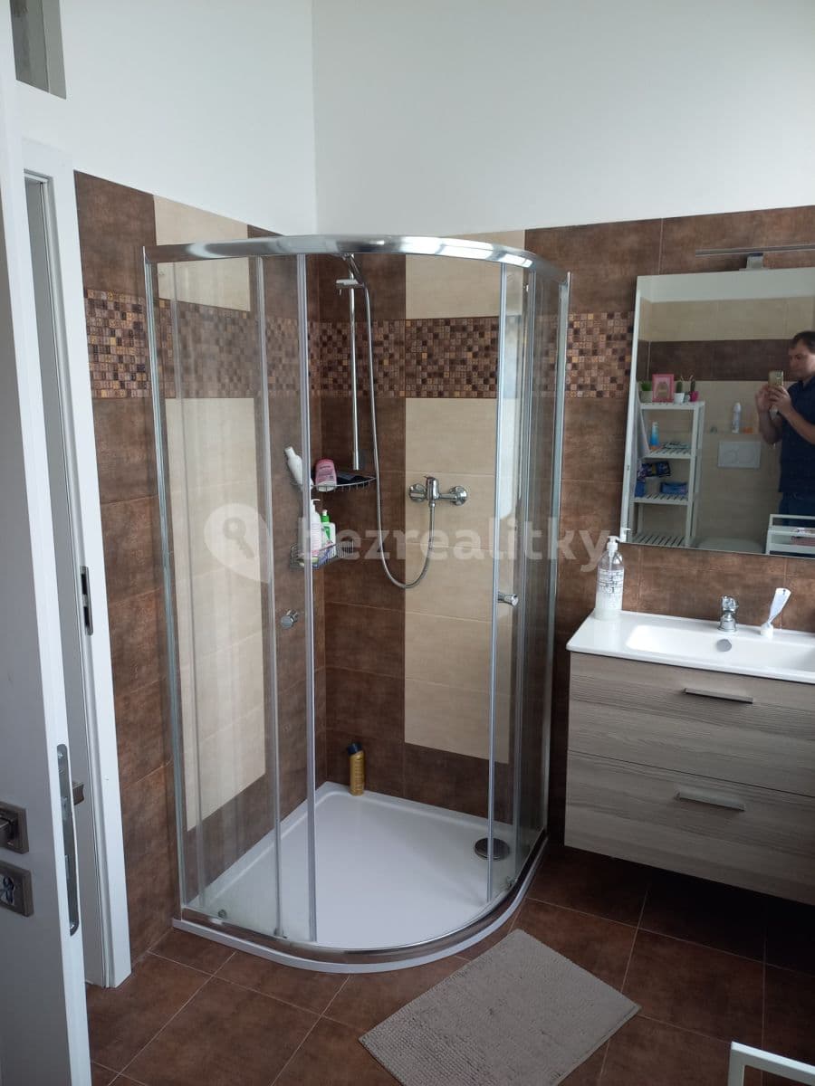 Prenájom bytu Garsoniéra 32 m², Na Míčánkách, Praha, Praha Prenájom bytu Garsoniéra 32 m², Na Míčánkách, Praha, Praha