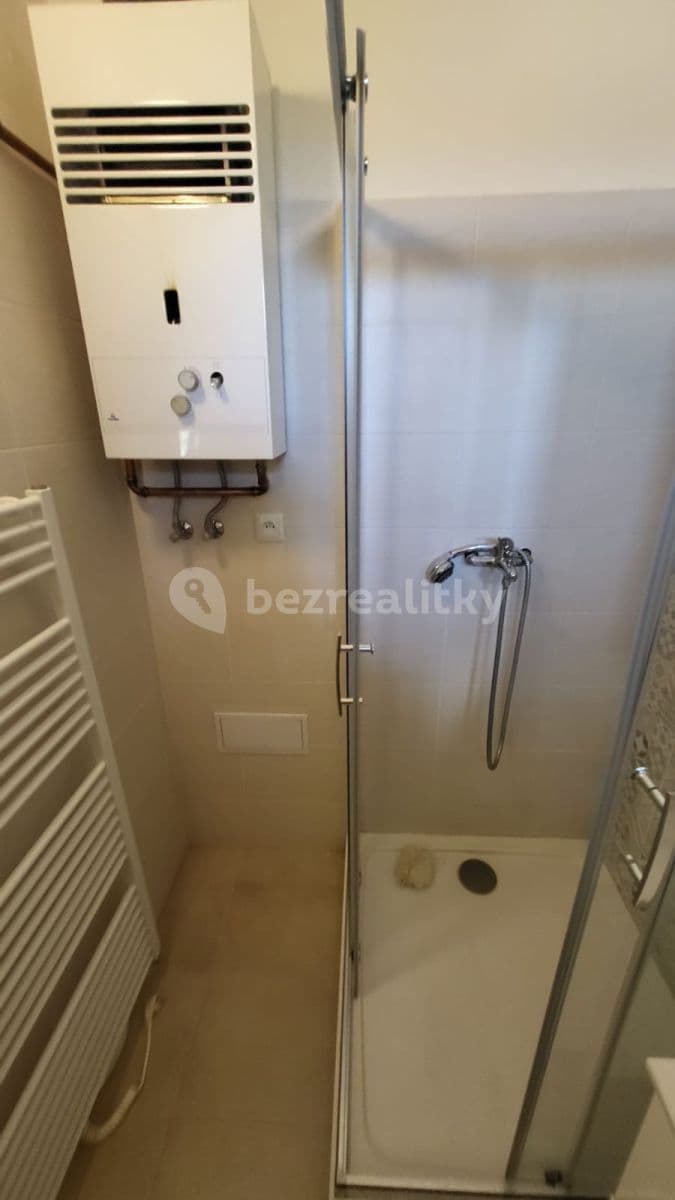 Prenájom bytu 2-izbový 45 m², Humpolecká, Praha, Praha Prenájom bytu 2-izbový 45 m², Humpolecká, Praha, Praha