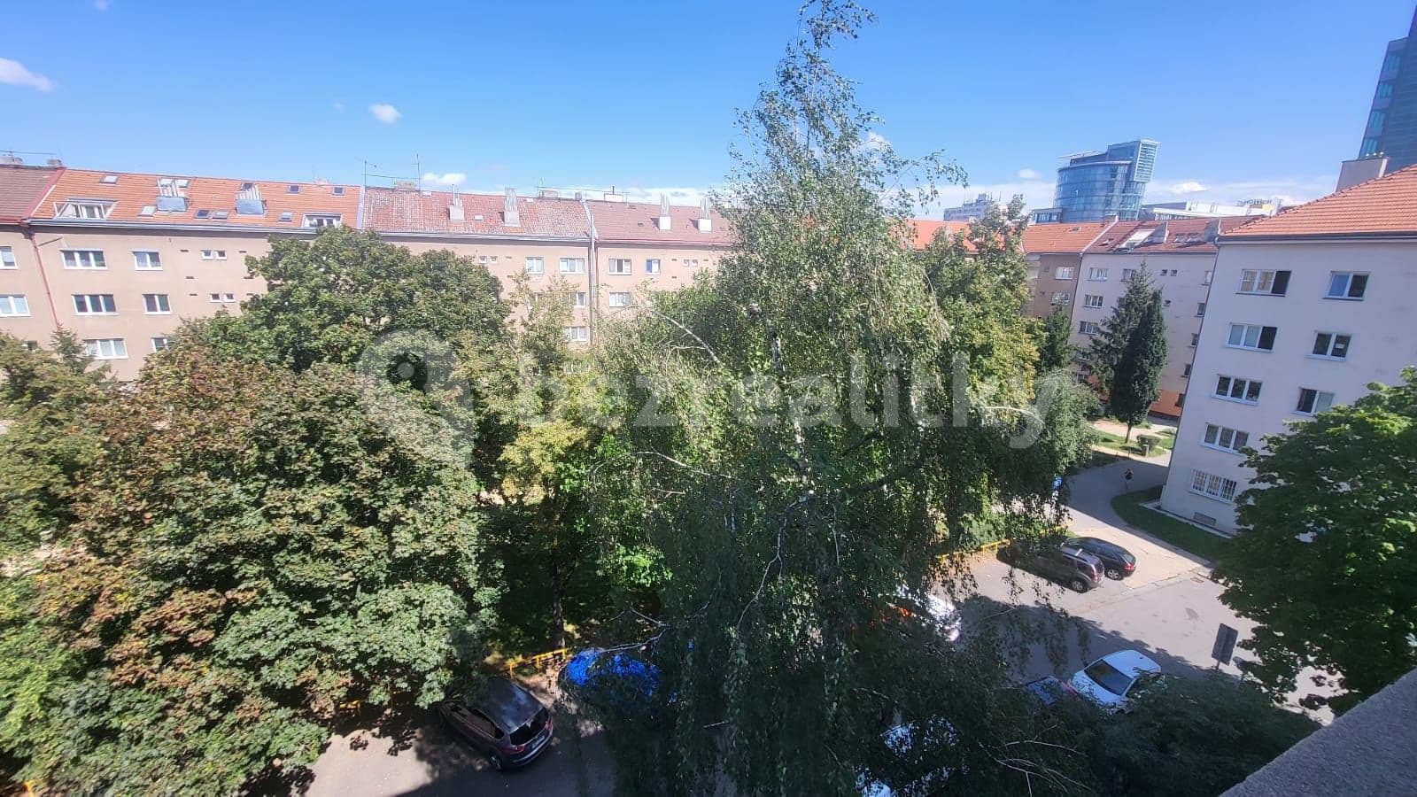 Prenájom bytu 2-izbový 45 m², Humpolecká, Praha, Praha Prenájom bytu 2-izbový 45 m², Humpolecká, Praha, Praha