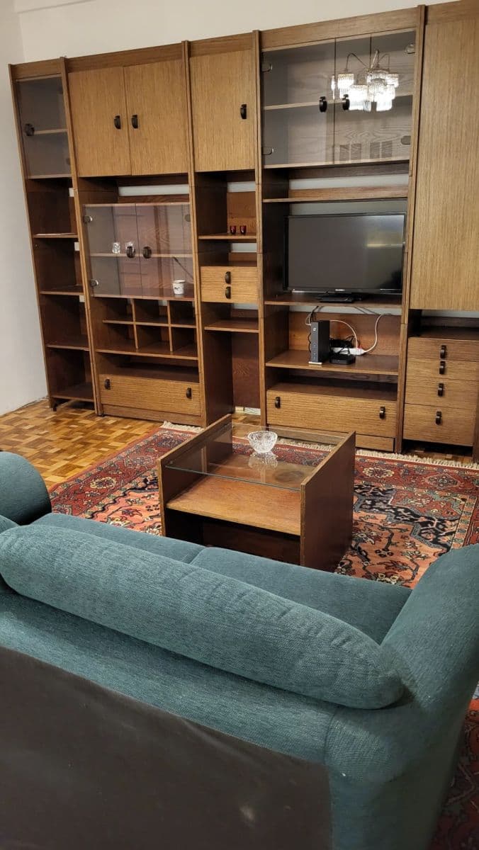 Prenájom bytu 2-izbový 45 m², Humpolecká, Praha, Praha Prenájom bytu 2-izbový 45 m², Humpolecká, Praha, Praha