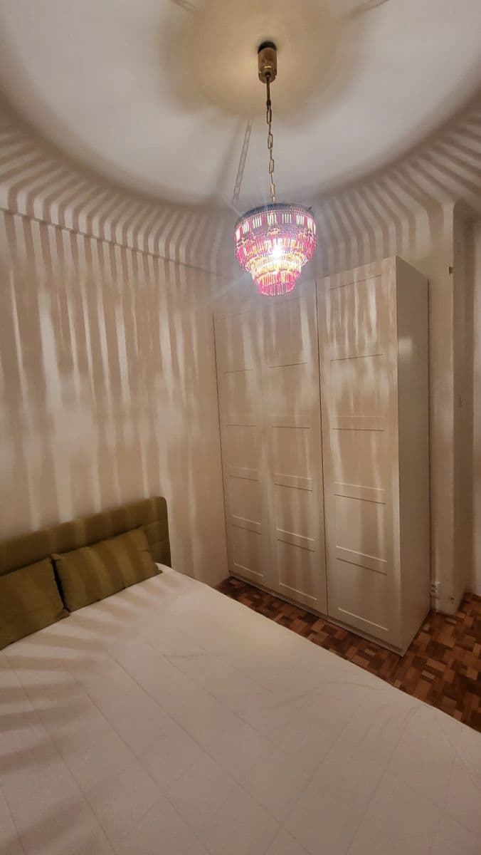 Prenájom bytu 2-izbový 45 m², Humpolecká, Praha, Praha Prenájom bytu 2-izbový 45 m², Humpolecká, Praha, Praha