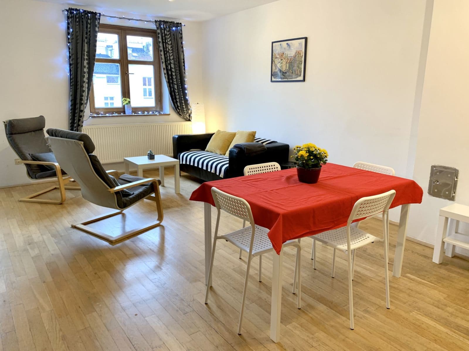 Prenájom bytu 89 m², Jičínská, Praha, Praha Prenájom bytu 89 m², Jičínská, Praha, Praha