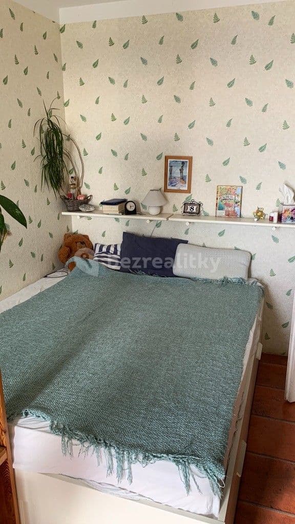 Prenájom bytu 3-izbový 65 m², Hasova, Praha, Praha Prenájom bytu 3-izbový 65 m², Hasova, Praha, Praha