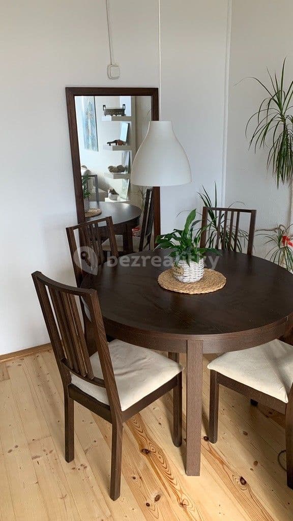 Prenájom bytu 3-izbový 65 m², Hasova, Praha, Praha Prenájom bytu 3-izbový 65 m², Hasova, Praha, Praha