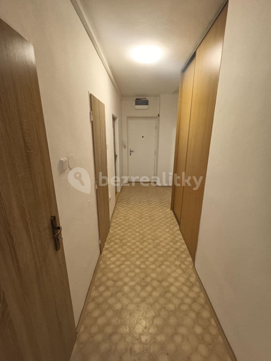 Prenájom bytu 2-izbový 50 m², U Uranie, Praha, Praha Prenájom bytu 2-izbový 50 m², U Uranie, Praha, Praha