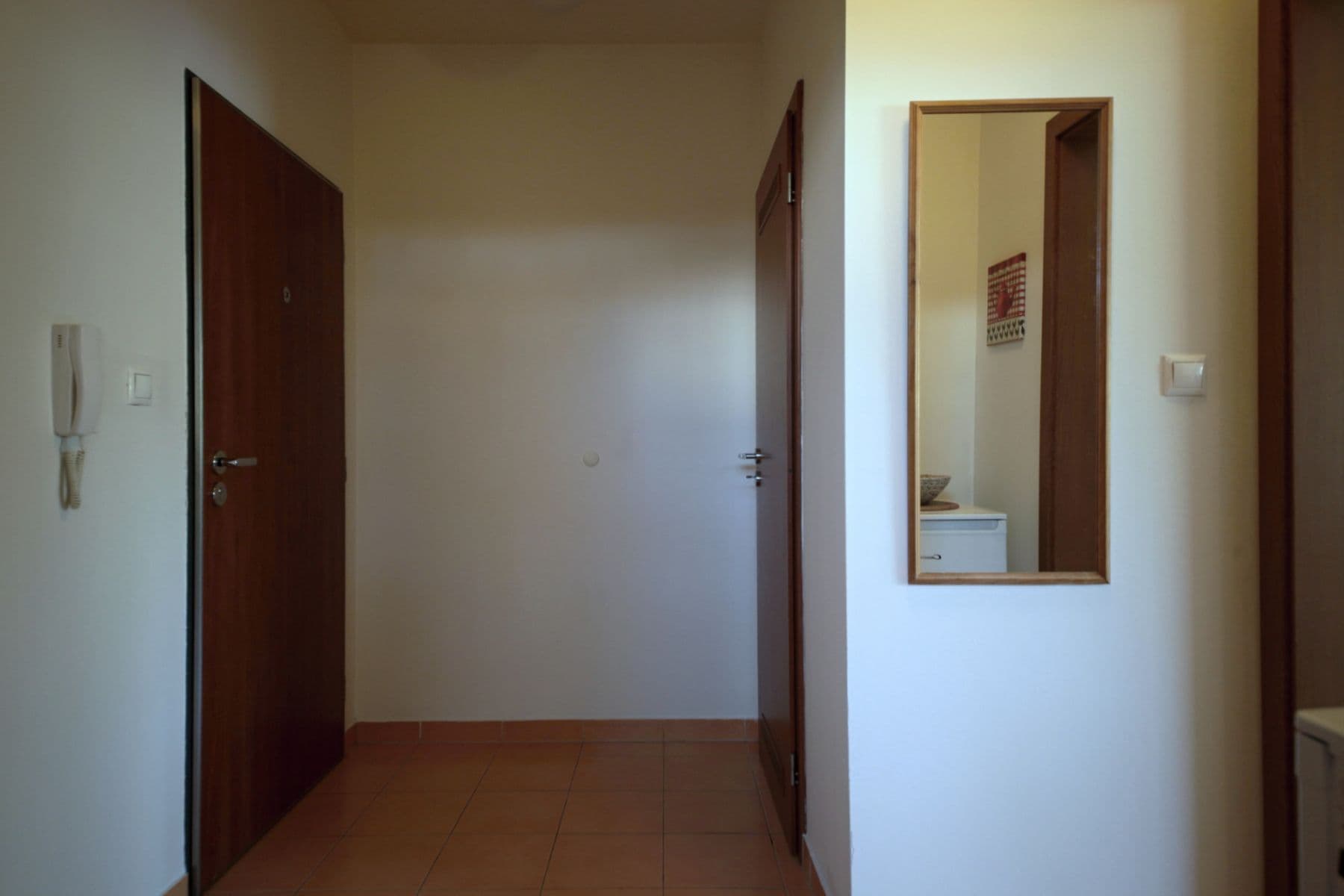 Prenájom bytu 40 m², Babická, Praha, Praha Prenájom bytu 40 m², Babická, Praha, Praha