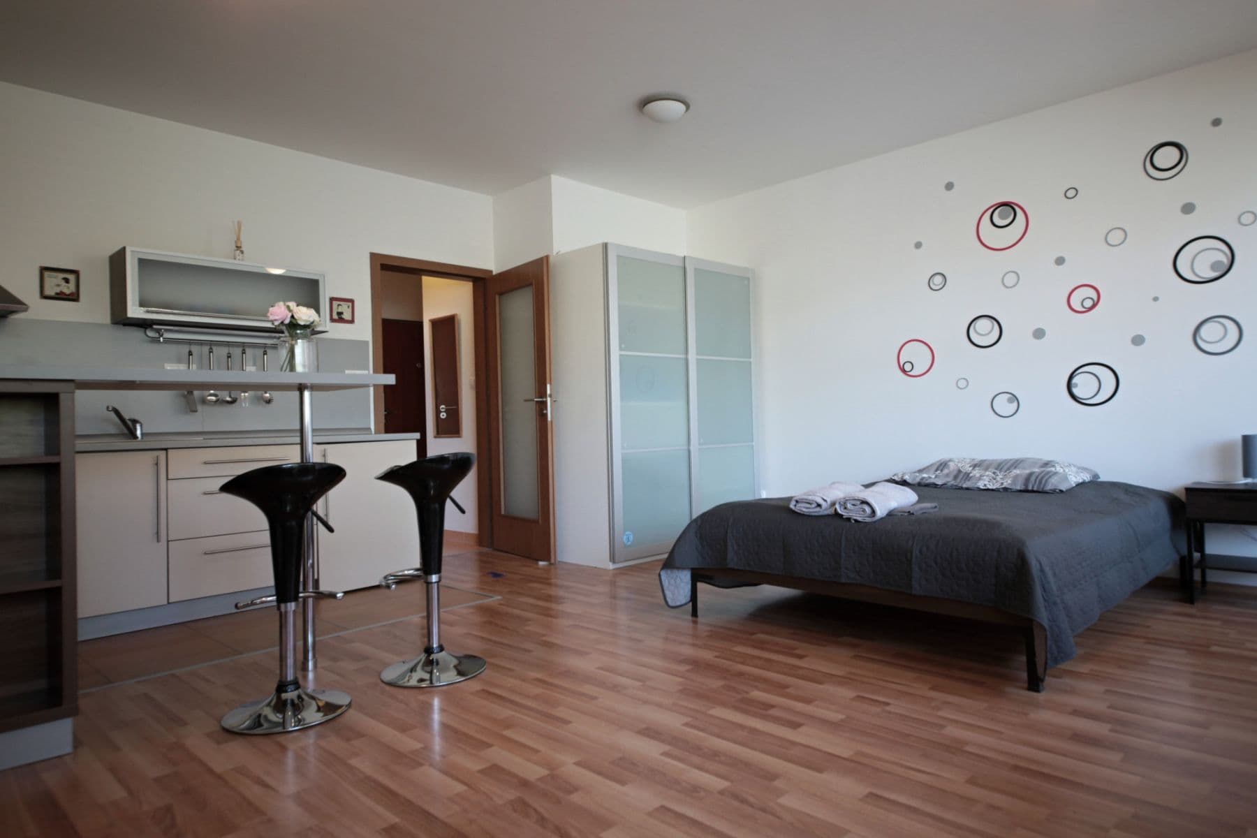 Prenájom bytu 40 m², Babická, Praha, Praha Prenájom bytu 40 m², Babická, Praha, Praha