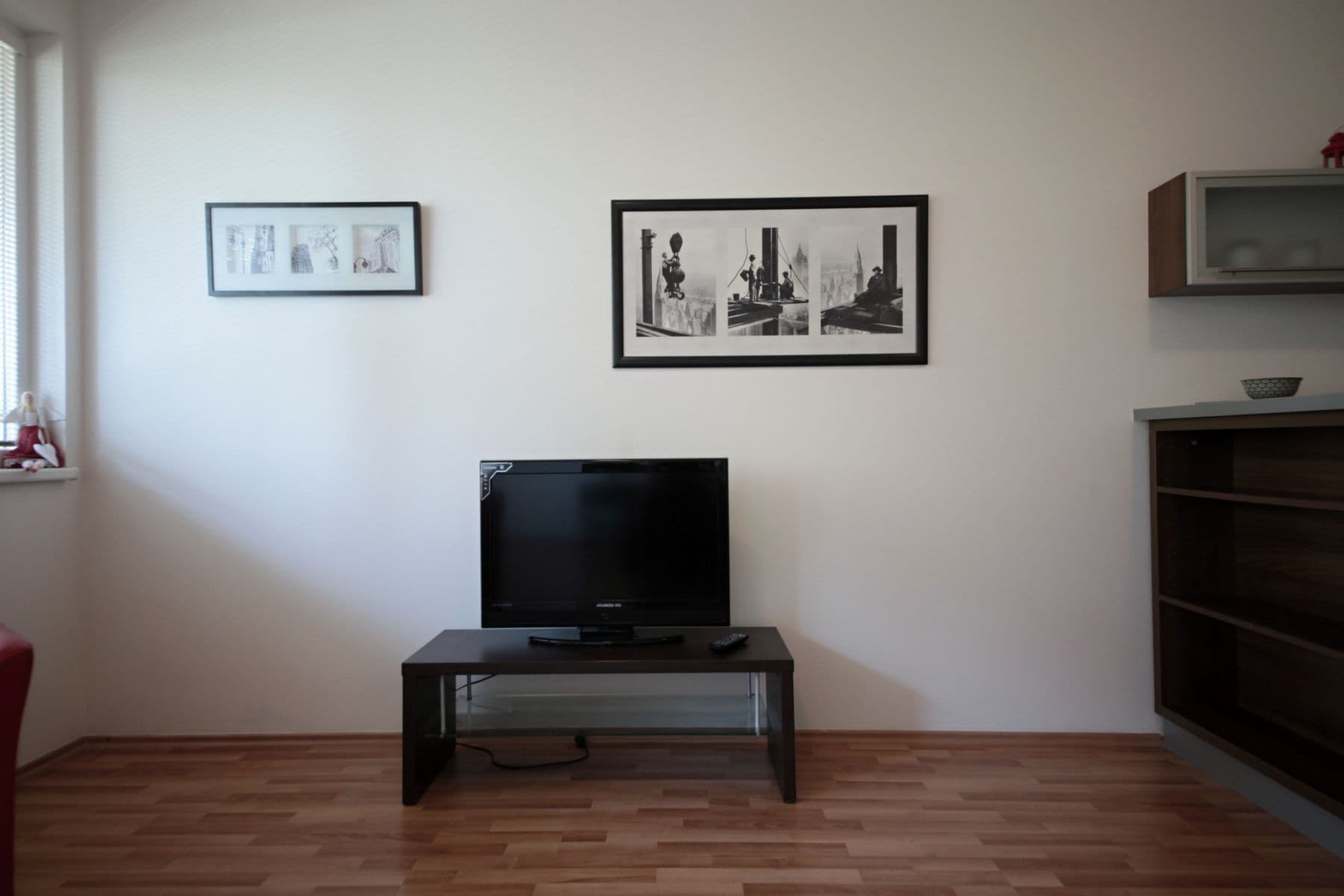 Prenájom bytu 40 m², Babická, Praha, Praha Prenájom bytu 40 m², Babická, Praha, Praha