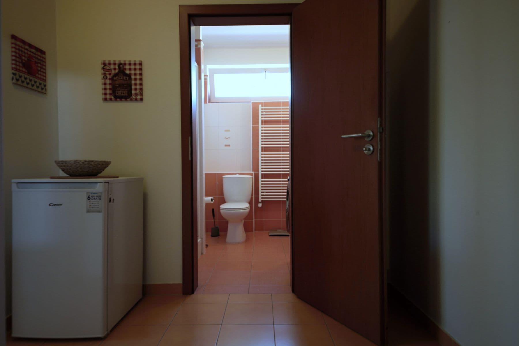 Prenájom bytu 40 m², Babická, Praha, Praha Prenájom bytu 40 m², Babická, Praha, Praha