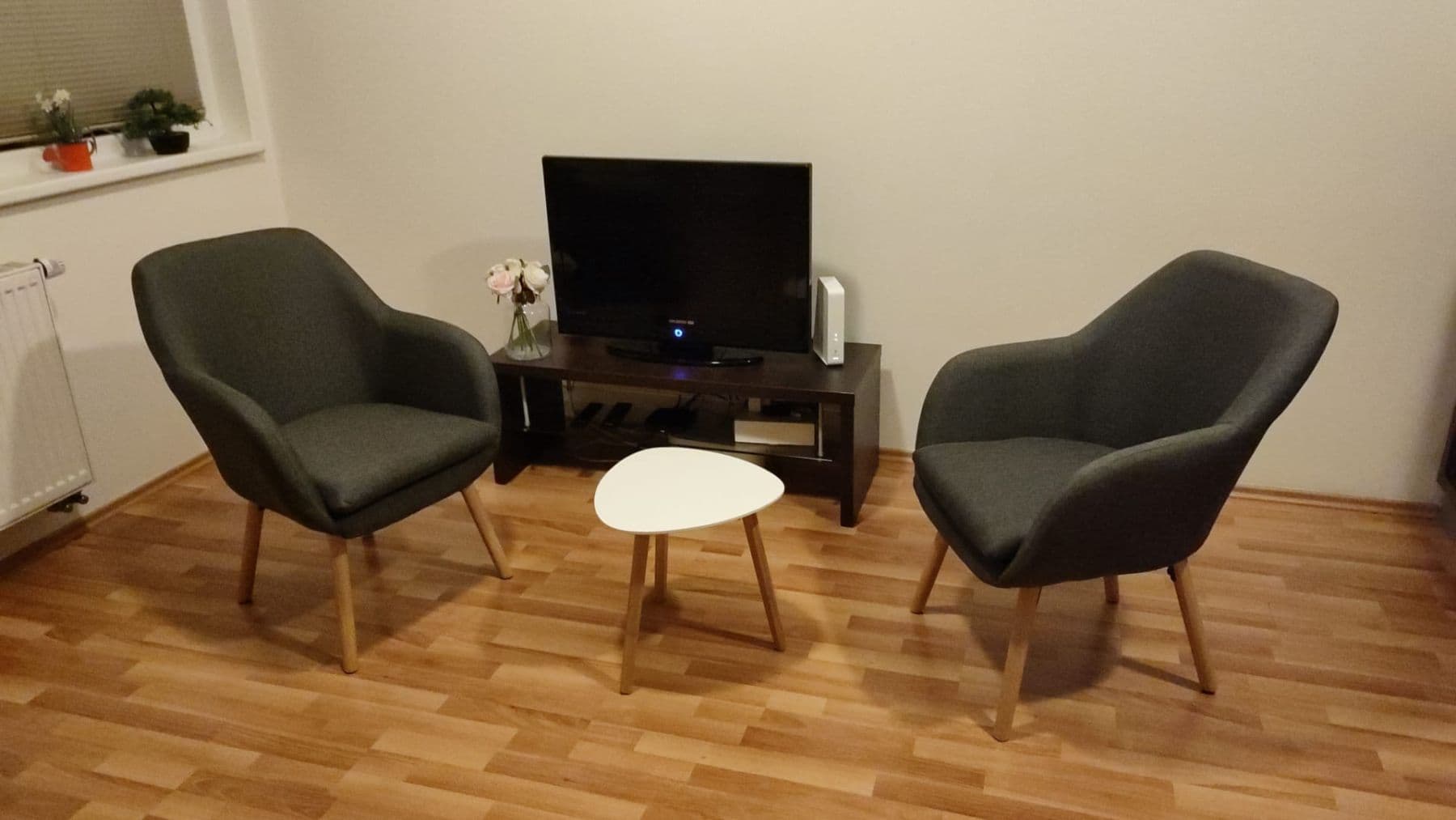 Prenájom bytu 40 m², Babická, Praha, Praha Prenájom bytu 40 m², Babická, Praha, Praha