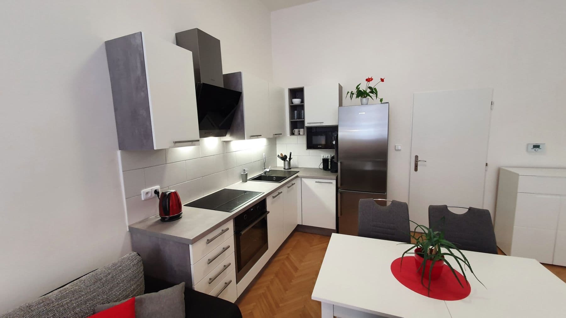 Prenájom bytu 60 m², Tyršova, Praha, Praha Prenájom bytu 60 m², Tyršova, Praha, Praha