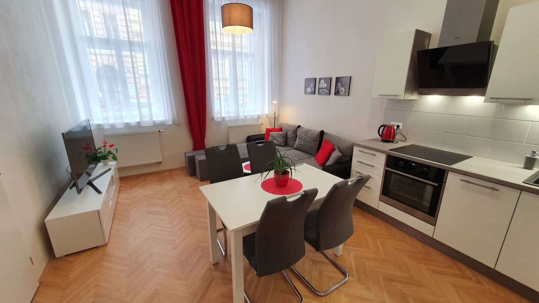 Prenájom bytu 60 m², Tyršova, Praha, Praha Prenájom bytu 60 m², Tyršova, Praha, Praha