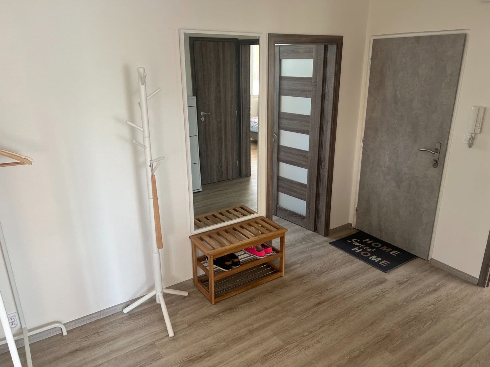 Predaj bytu 3-izbový 66 m², Na Vyhlídce, Klášterec nad Ohří, Ústecký kraj Predaj bytu 3-izbový 66 m², Na Vyhlídce, Klášterec nad Ohří, Ústecký kraj