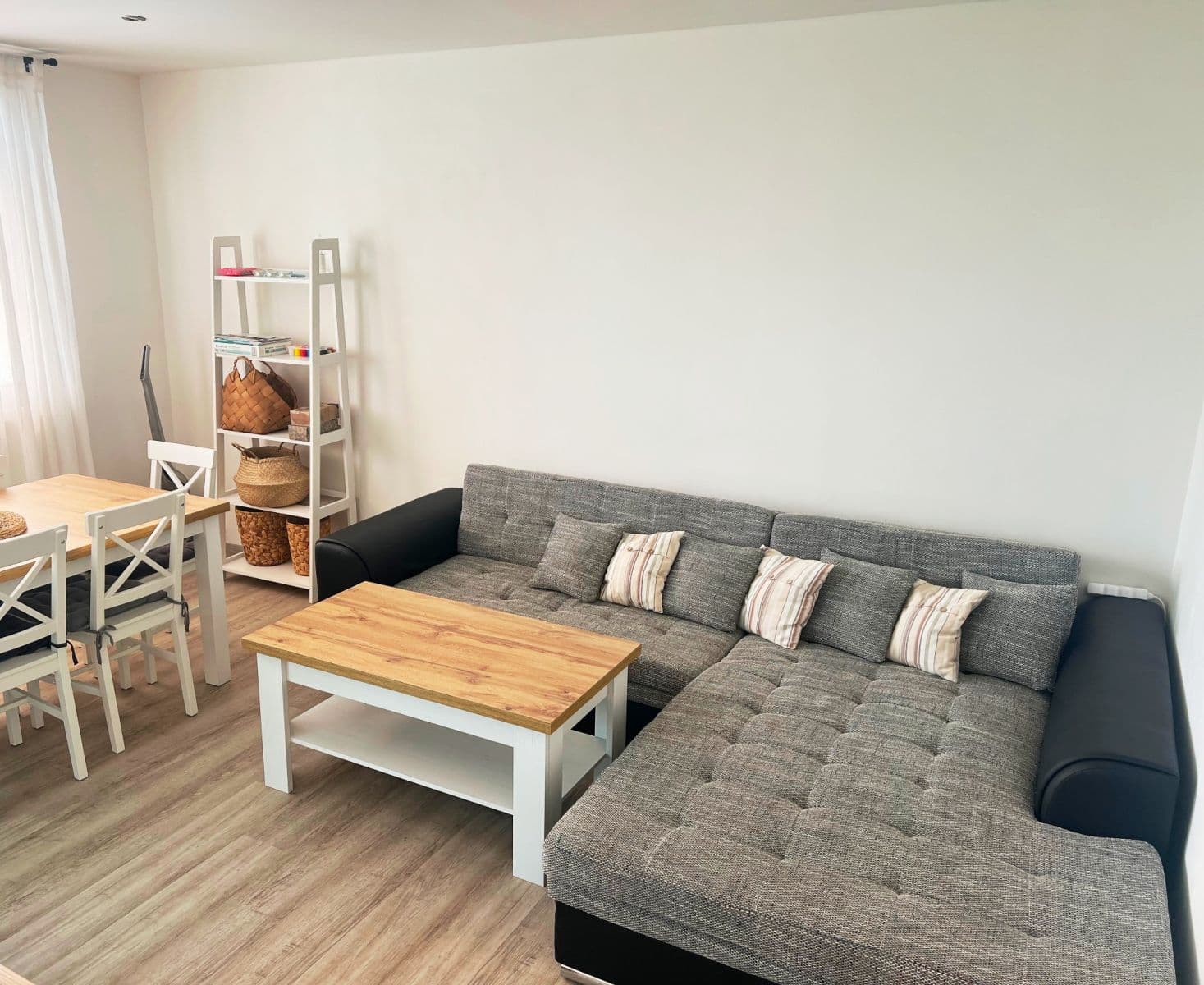 Predaj bytu 3-izbový 66 m², Na Vyhlídce, Klášterec nad Ohří, Ústecký kraj Predaj bytu 3-izbový 66 m², Na Vyhlídce, Klášterec nad Ohří, Ústecký kraj