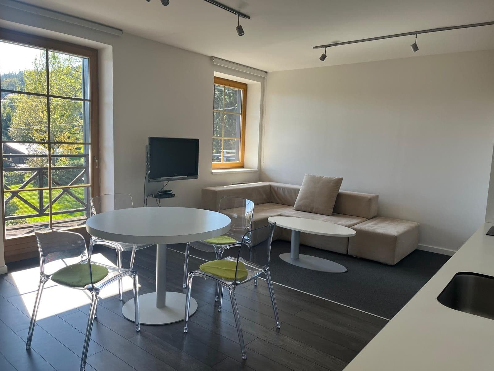 Prenájom bytu 2-izbový 46 m², Bedřichov, Liberecký kraj Prenájom bytu 2-izbový 46 m², Bedřichov, Liberecký kraj
