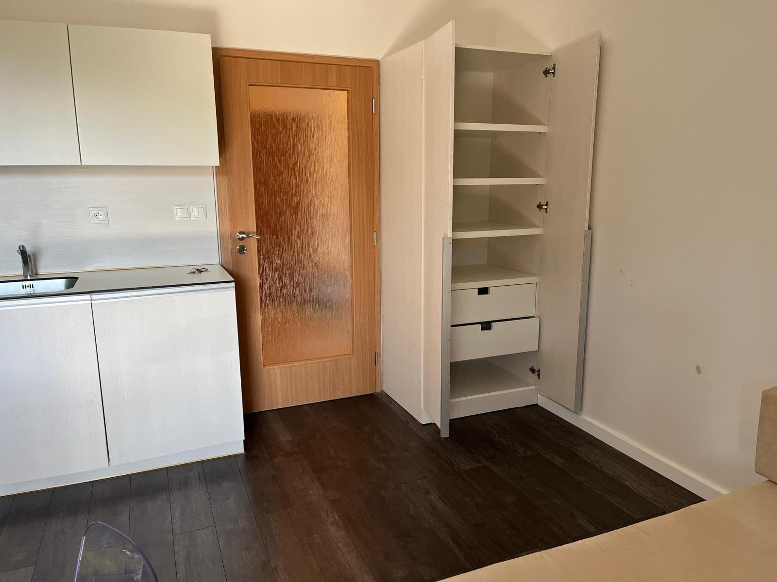 Prenájom bytu 2-izbový 46 m², Bedřichov, Liberecký kraj Prenájom bytu 2-izbový 46 m², Bedřichov, Liberecký kraj