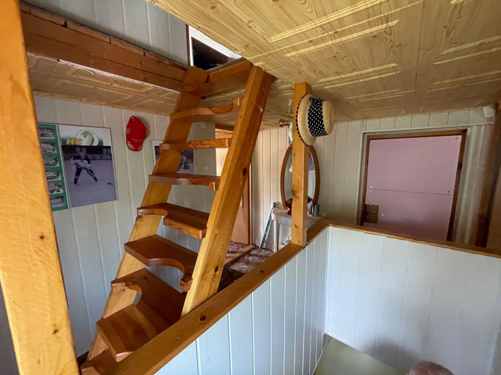 Predaj domu 200 m², pozemek 530 m², Počedělice, Ústecký kraj Predaj domu 200 m², pozemek 530 m², Počedělice, Ústecký kraj