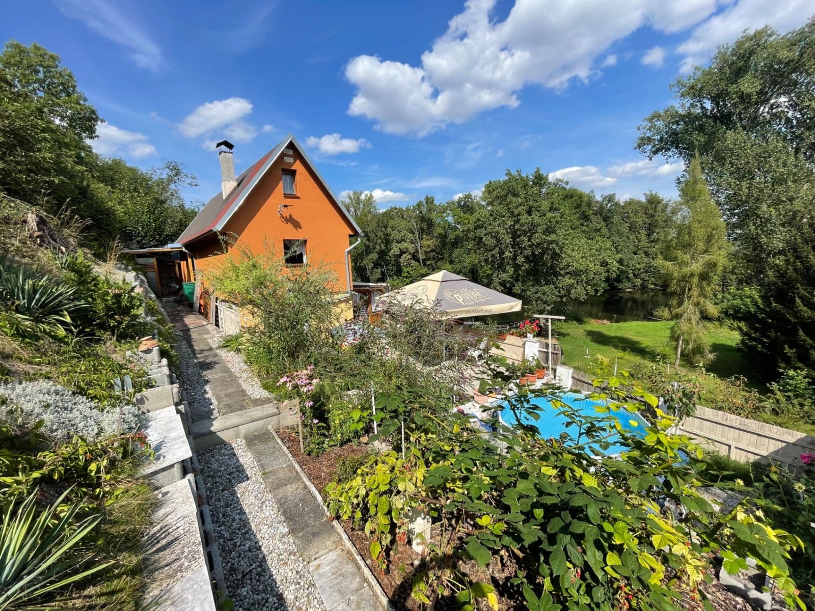 Predaj domu 200 m², pozemek 530 m², Počedělice, Ústecký kraj Predaj domu 200 m², pozemek 530 m², Počedělice, Ústecký kraj