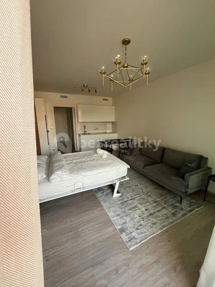 Prenájom bytu 1-izbový 32 m², Kurta Konráda, Praha, Praha Prenájom bytu 1-izbový 32 m², Kurta Konráda, Praha, Praha