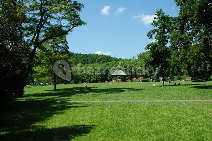 Prenájom bytu 1-izbový 32 m², Kurta Konráda, Praha, Praha Prenájom bytu 1-izbový 32 m², Kurta Konráda, Praha, Praha