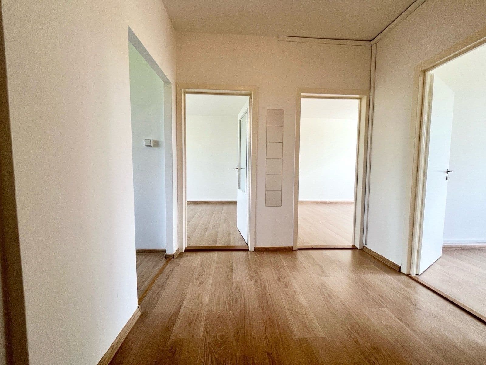 Prenájom bytu 3-izbový 74 m², I. P. Pavlova, Frýdek-Místek, Moravskoslezský kraj Prenájom bytu 3-izbový 74 m², I. P. Pavlova, Frýdek-Místek, Moravskoslezský kraj