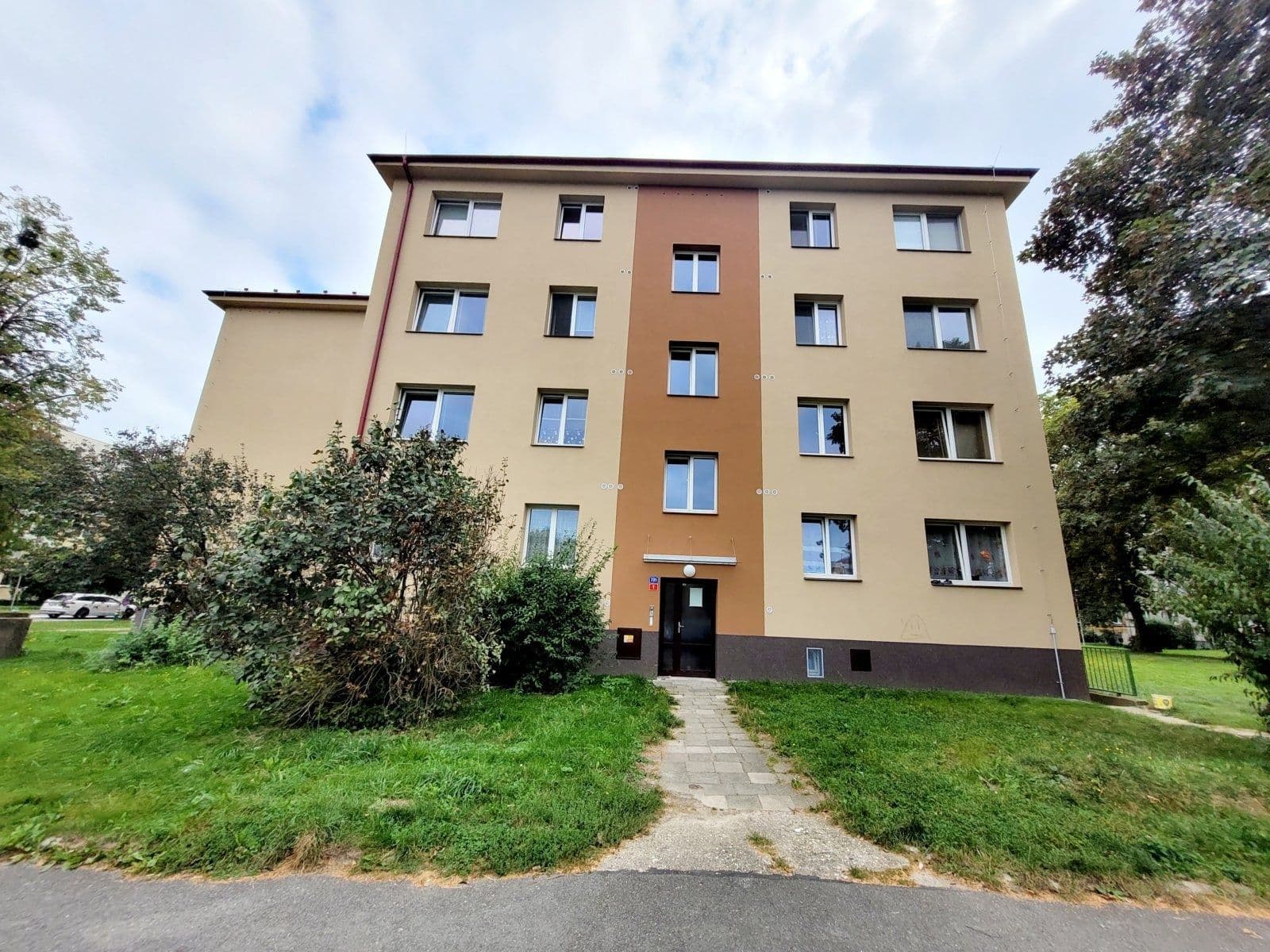 Prenájom bytu 2-izbový 48 m², Jana Žižky, Havířov, Moravskoslezský kraj Prenájom bytu 2-izbový 48 m², Jana Žižky, Havířov, Moravskoslezský kraj
