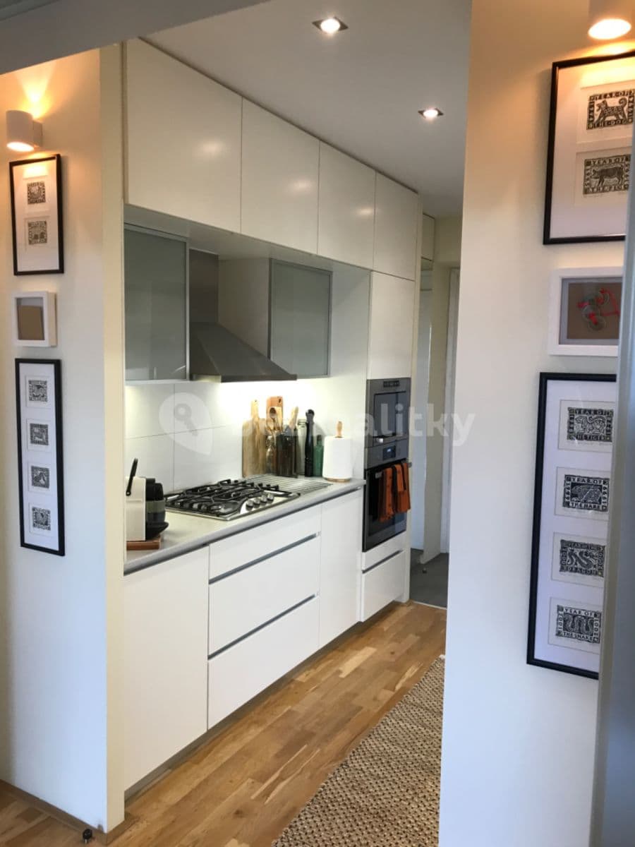 Prenájom bytu 2-izbový 58 m², Čáslavská, Praha, Praha Prenájom bytu 2-izbový 58 m², Čáslavská, Praha, Praha