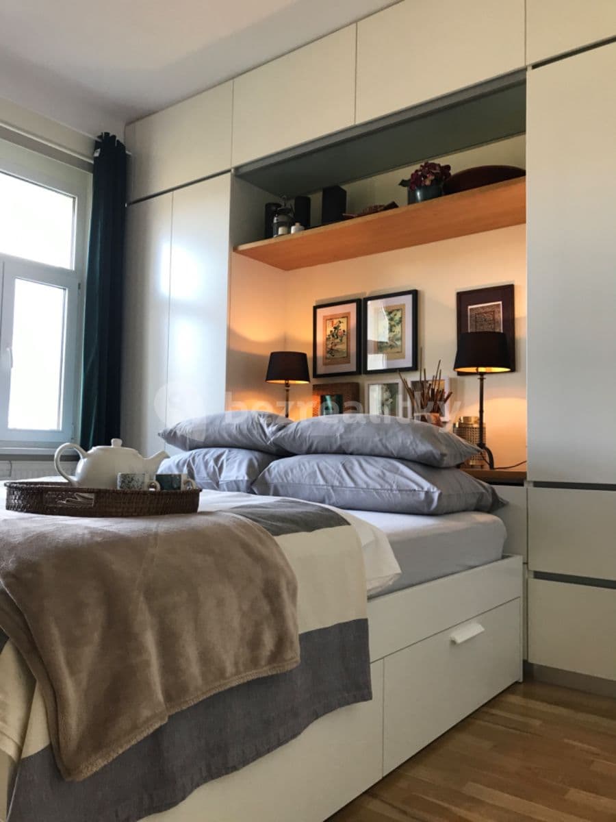 Prenájom bytu 2-izbový 58 m², Čáslavská, Praha, Praha Prenájom bytu 2-izbový 58 m², Čáslavská, Praha, Praha