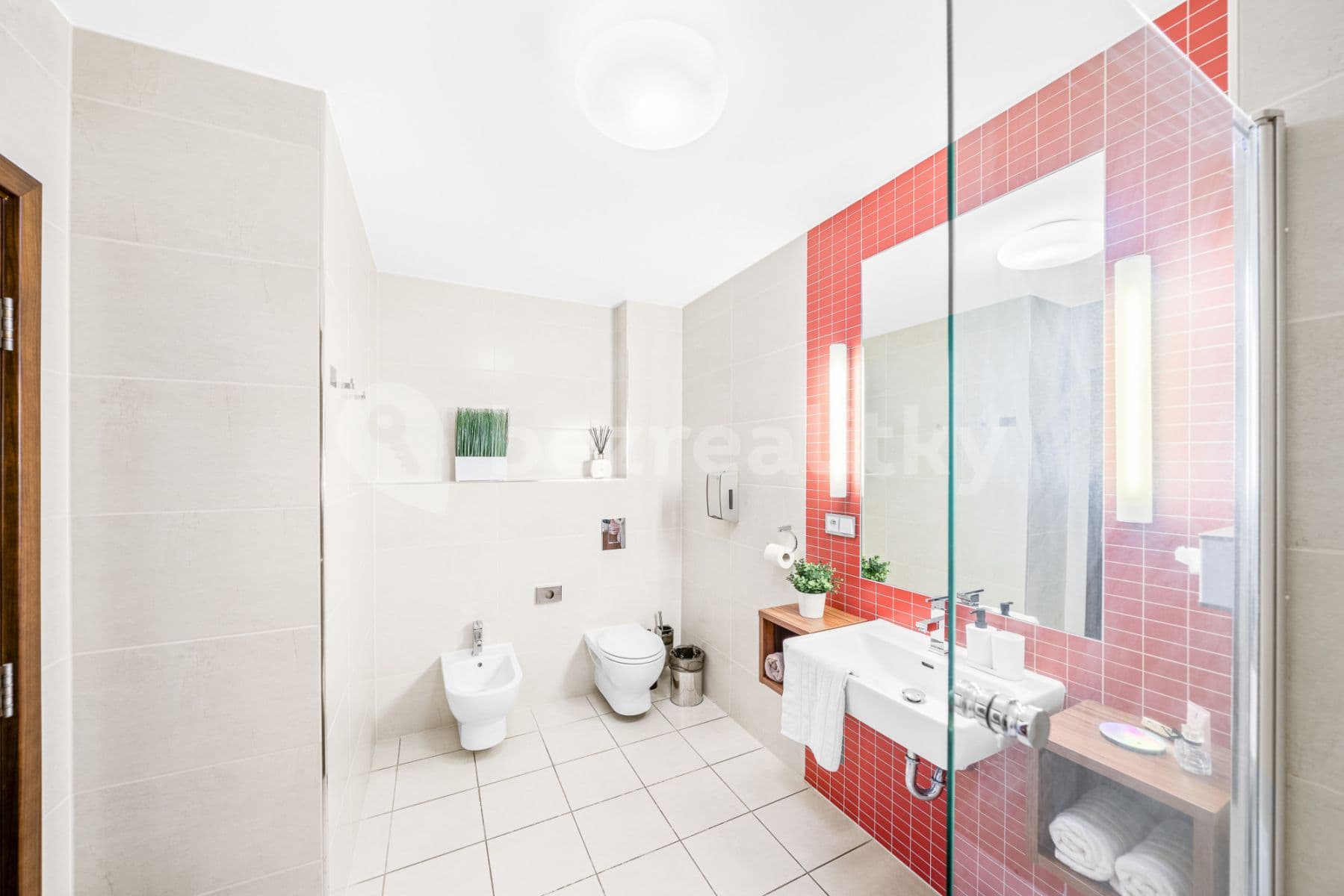 Prenájom bytu 52 m², U Borského parku, Plzeň, Plzeňský kraj Prenájom bytu 52 m², U Borského parku, Plzeň, Plzeňský kraj