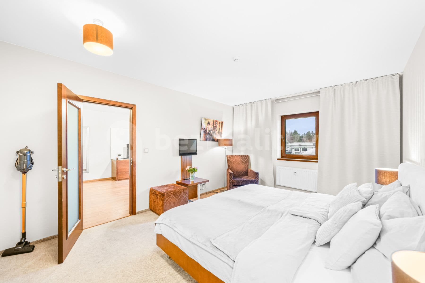 Prenájom bytu 52 m², U Borského parku, Plzeň, Plzeňský kraj Prenájom bytu 52 m², U Borského parku, Plzeň, Plzeňský kraj