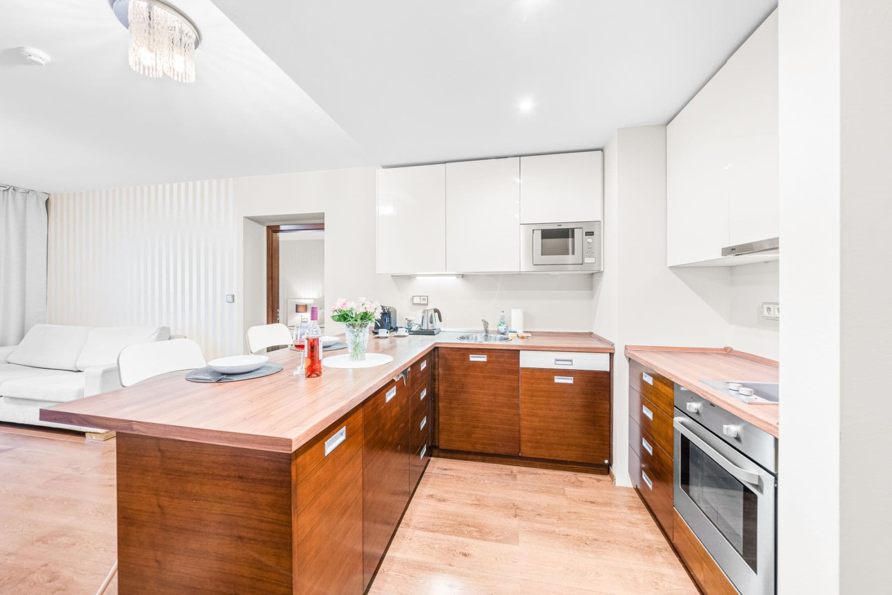 Prenájom bytu 52 m², U Borského parku, Plzeň, Plzeňský kraj Prenájom bytu 52 m², U Borského parku, Plzeň, Plzeňský kraj