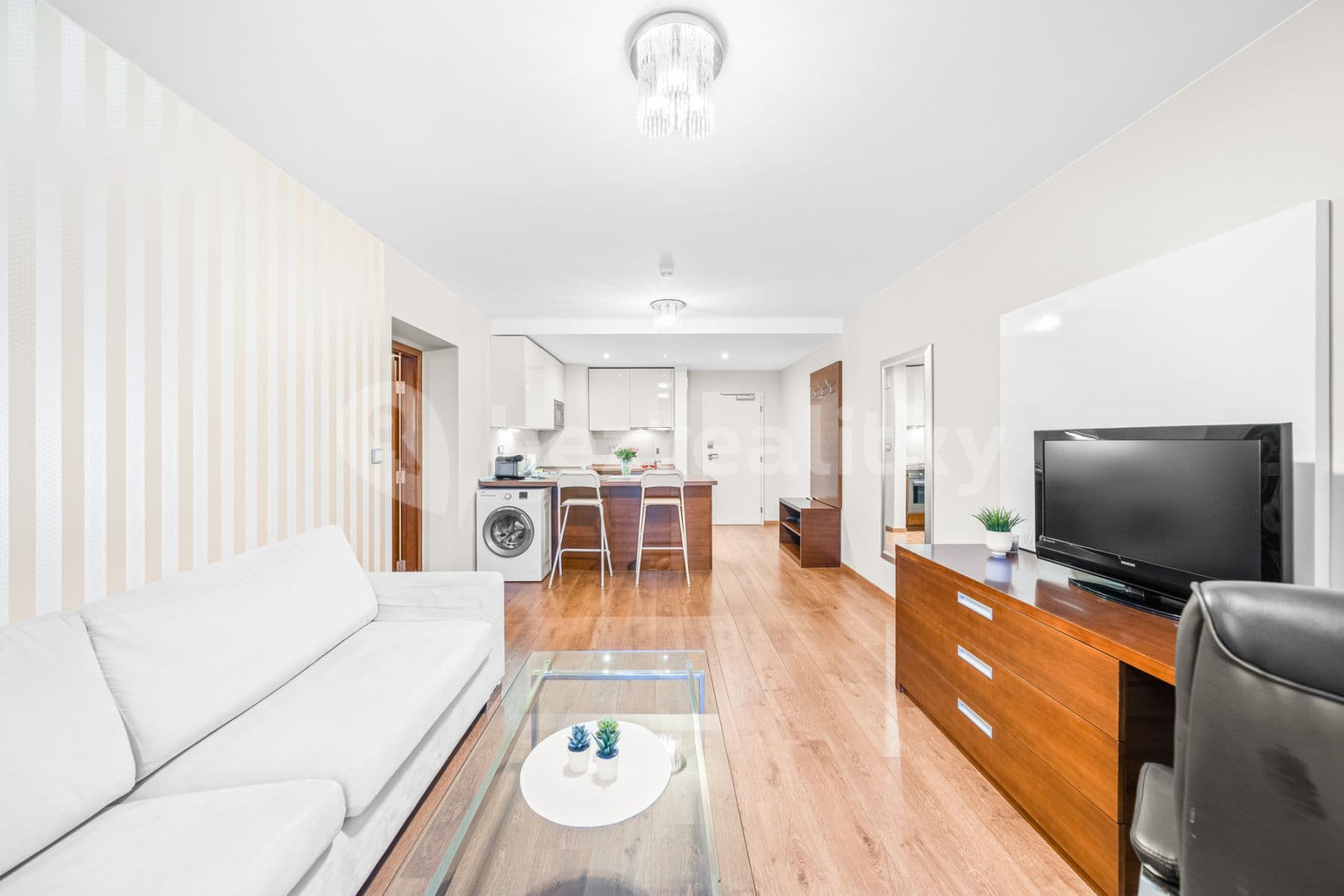 Prenájom bytu 52 m², U Borského parku, Plzeň, Plzeňský kraj Prenájom bytu 52 m², U Borského parku, Plzeň, Plzeňský kraj