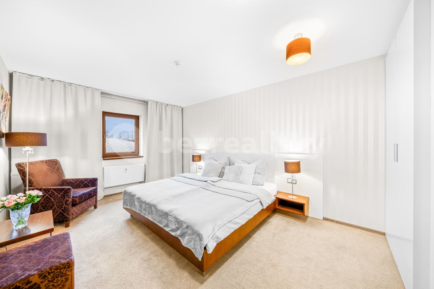 Prenájom bytu 52 m², U Borského parku, Plzeň, Plzeňský kraj Prenájom bytu 52 m², U Borského parku, Plzeň, Plzeňský kraj