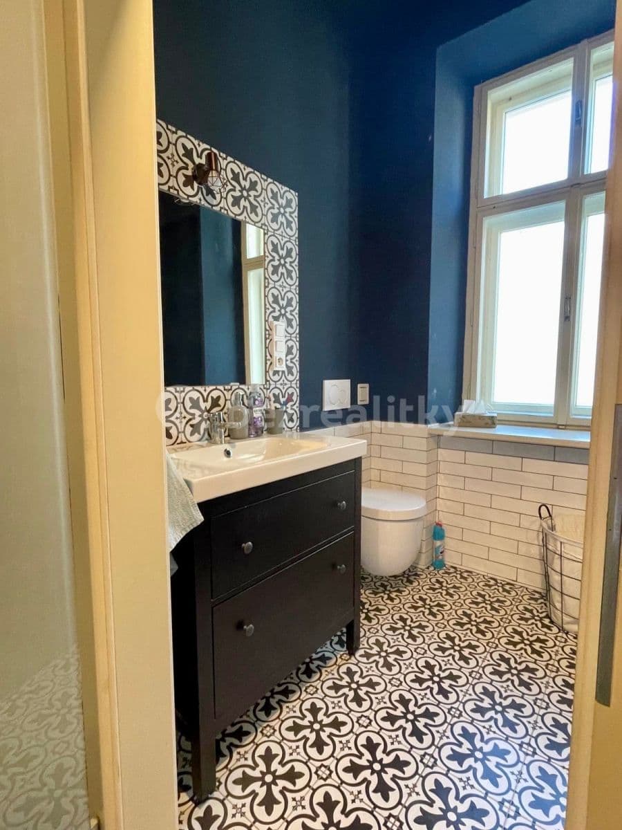 Prenájom bytu 1-izbový 38 m², Masarykova, Nové Město na Moravě, Kraj Vysočina Prenájom bytu 1-izbový 38 m², Masarykova, Nové Město na Moravě, Kraj Vysočina