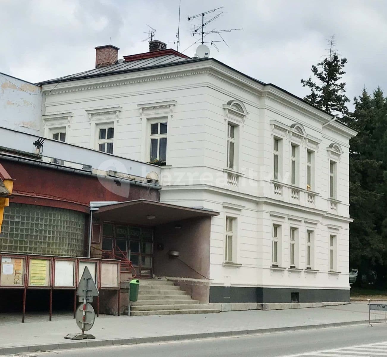 Prenájom bytu 1-izbový 38 m², Masarykova, Nové Město na Moravě, Kraj Vysočina Prenájom bytu 1-izbový 38 m², Masarykova, Nové Město na Moravě, Kraj Vysočina