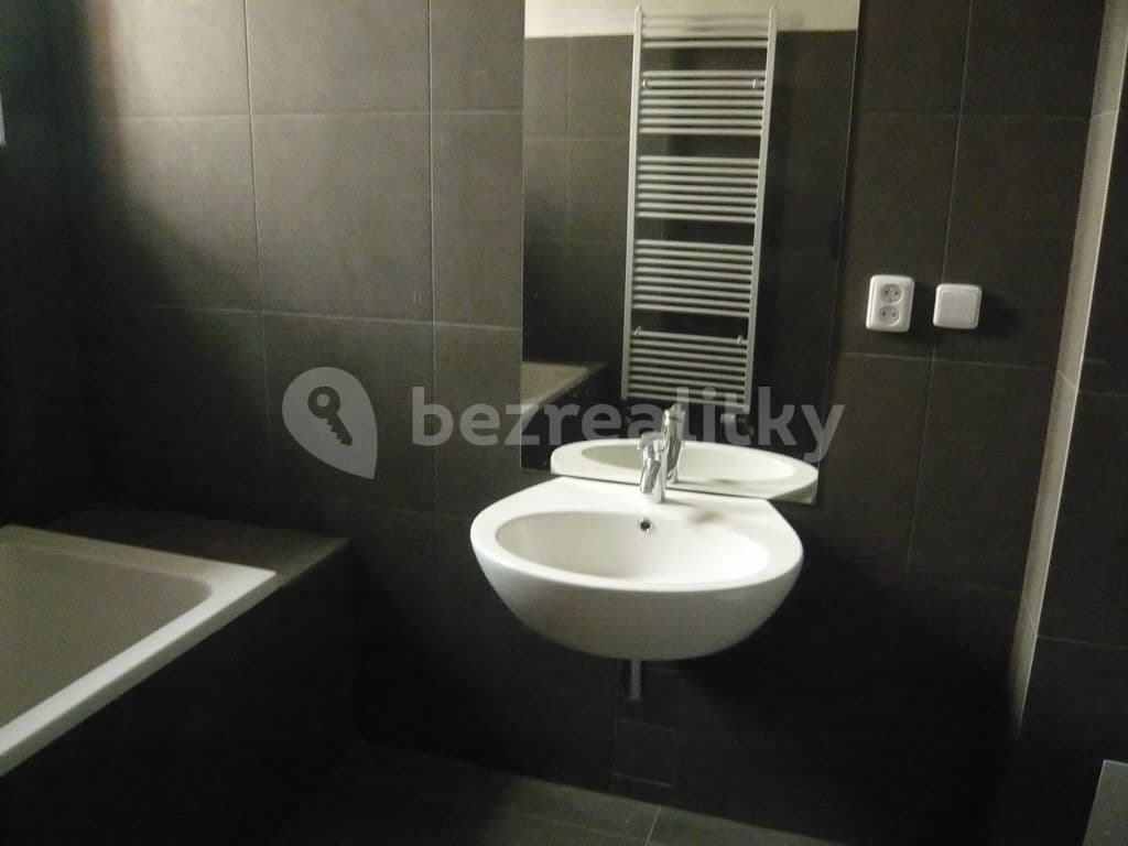 Prenájom bytu 2-izbový 63 m², Karla IV., Ústí nad Labem, Ústecký kraj Prenájom bytu 2-izbový 63 m², Karla IV., Ústí nad Labem, Ústecký kraj