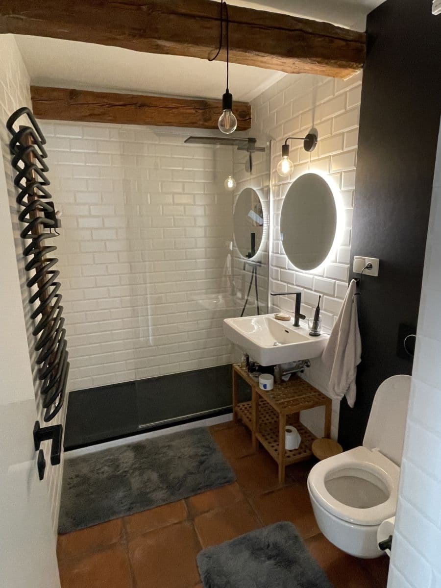 Prenájom bytu 77 m², Prvního pluku, Praha, Praha Prenájom bytu 77 m², Prvního pluku, Praha, Praha
