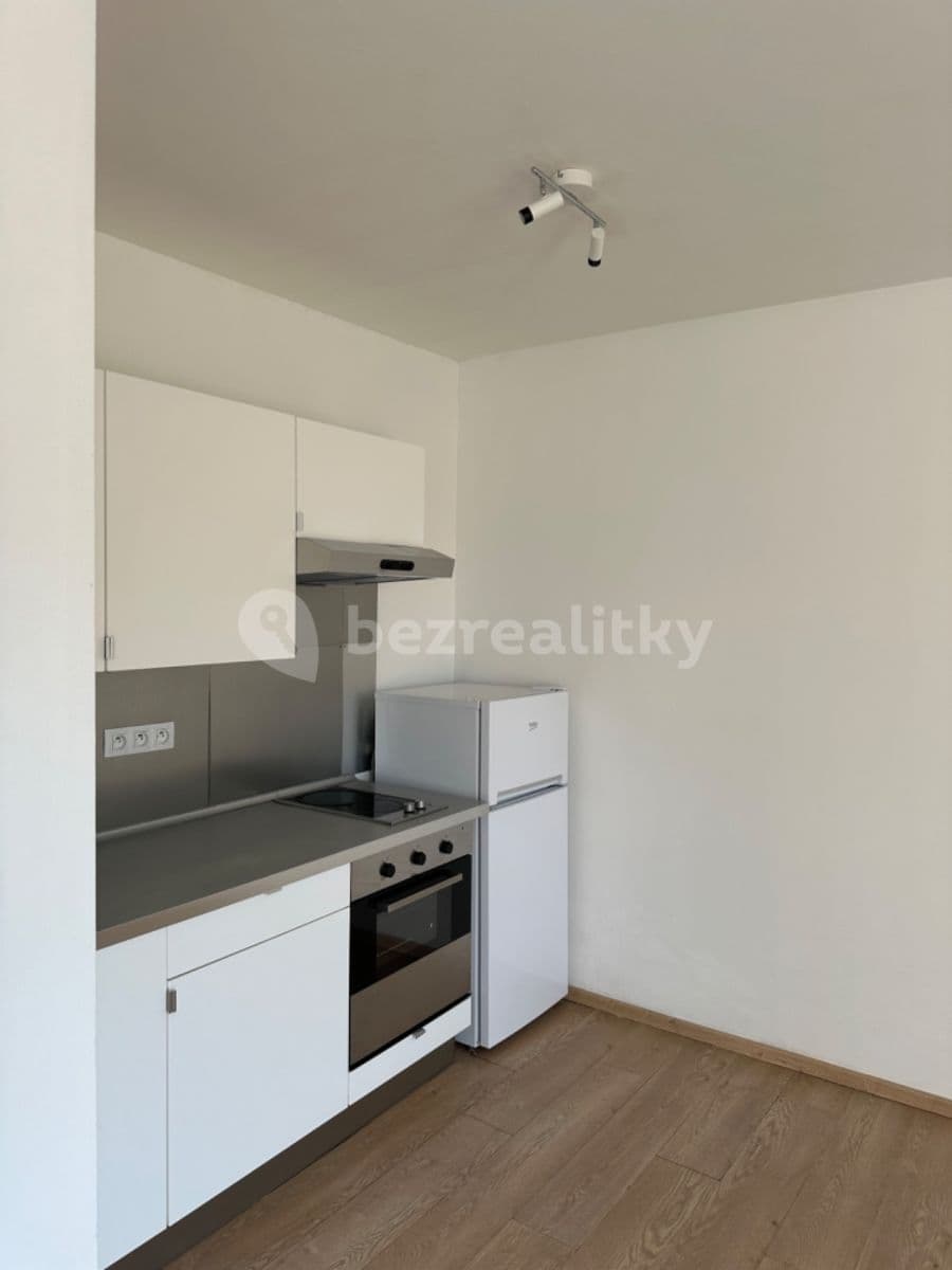Prenájom bytu 1-izbový 33 m², Nad Rokoskou, Praha, Praha Prenájom bytu 1-izbový 33 m², Nad Rokoskou, Praha, Praha