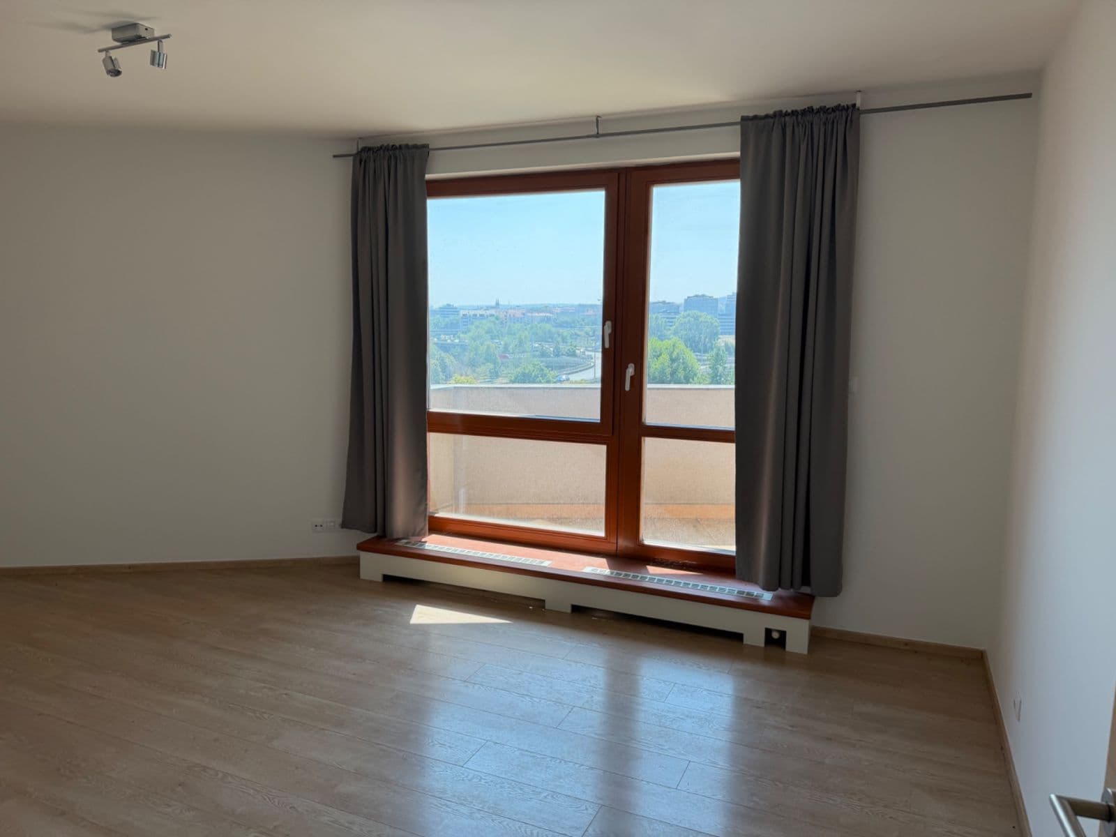Prenájom bytu 1-izbový 33 m², Nad Rokoskou, Praha, Praha Prenájom bytu 1-izbový 33 m², Nad Rokoskou, Praha, Praha