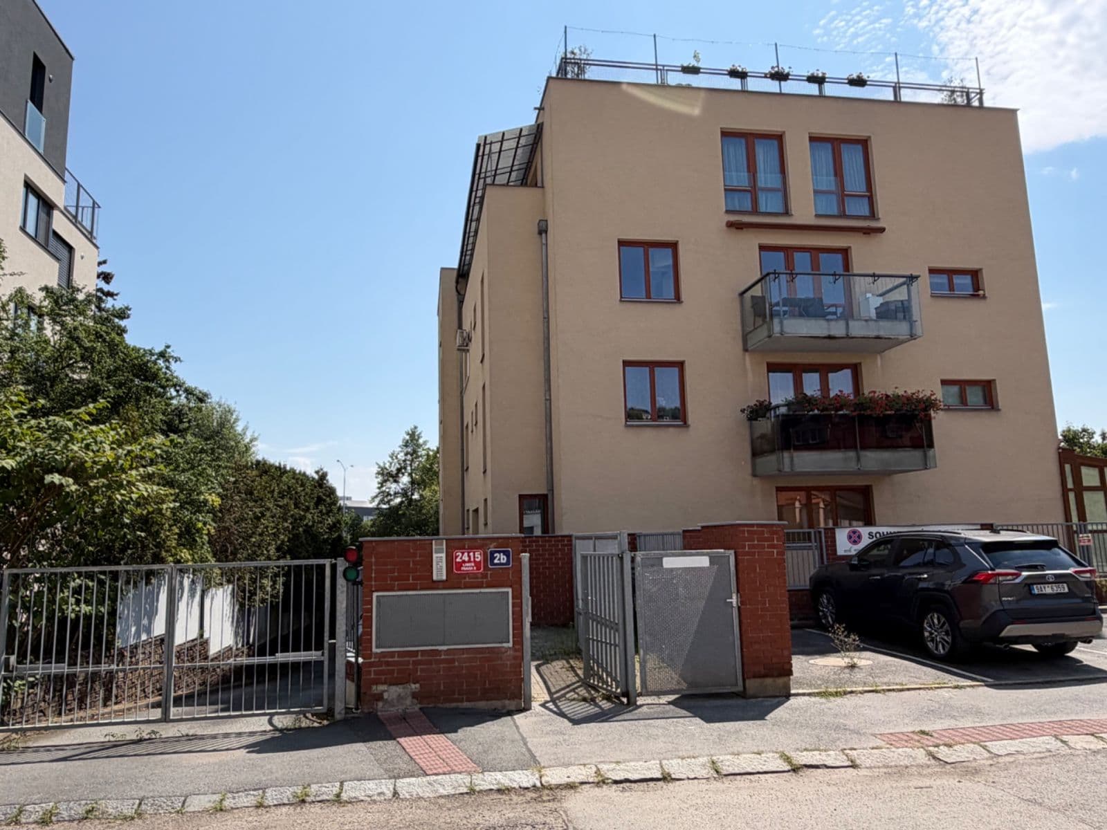 Prenájom bytu 1-izbový 33 m², Nad Rokoskou, Praha, Praha Prenájom bytu 1-izbový 33 m², Nad Rokoskou, Praha, Praha