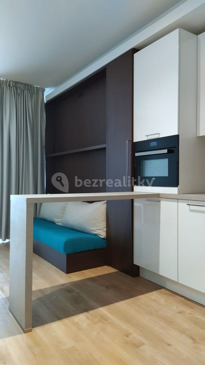 Prenájom bytu 1-izbový 34 m², Mukařovského, Praha, Praha Prenájom bytu 1-izbový 34 m², Mukařovského, Praha, Praha