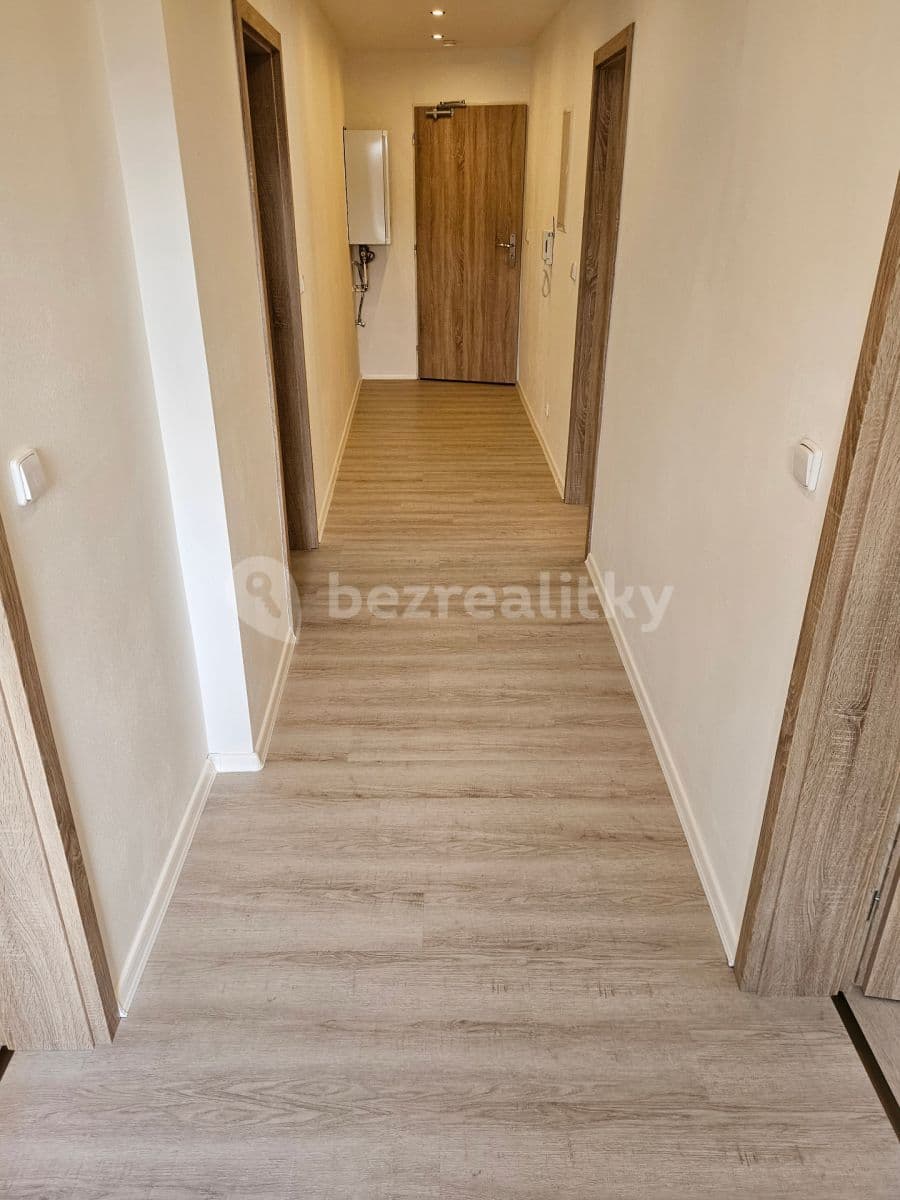 Prenájom bytu 2-izbový 79 m², Dalibora z Myšlína, Doksy, Liberecký kraj Prenájom bytu 2-izbový 79 m², Dalibora z Myšlína, Doksy, Liberecký kraj