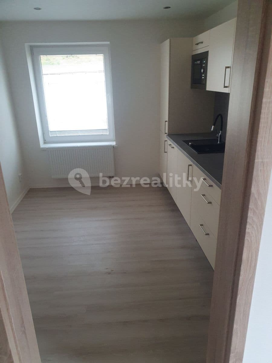 Prenájom bytu 2-izbový 79 m², Dalibora z Myšlína, Doksy, Liberecký kraj Prenájom bytu 2-izbový 79 m², Dalibora z Myšlína, Doksy, Liberecký kraj