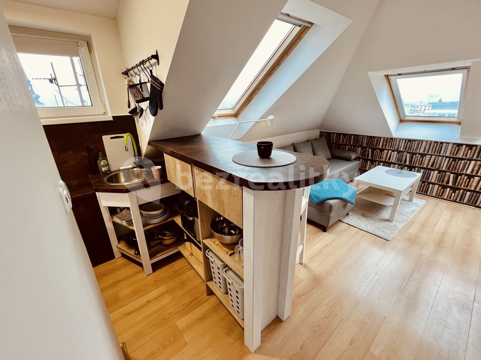 Prenájom bytu 1-izbový 35 m², Vídeňská, Brno, Jihomoravský kraj Prenájom bytu 1-izbový 35 m², Vídeňská, Brno, Jihomoravský kraj