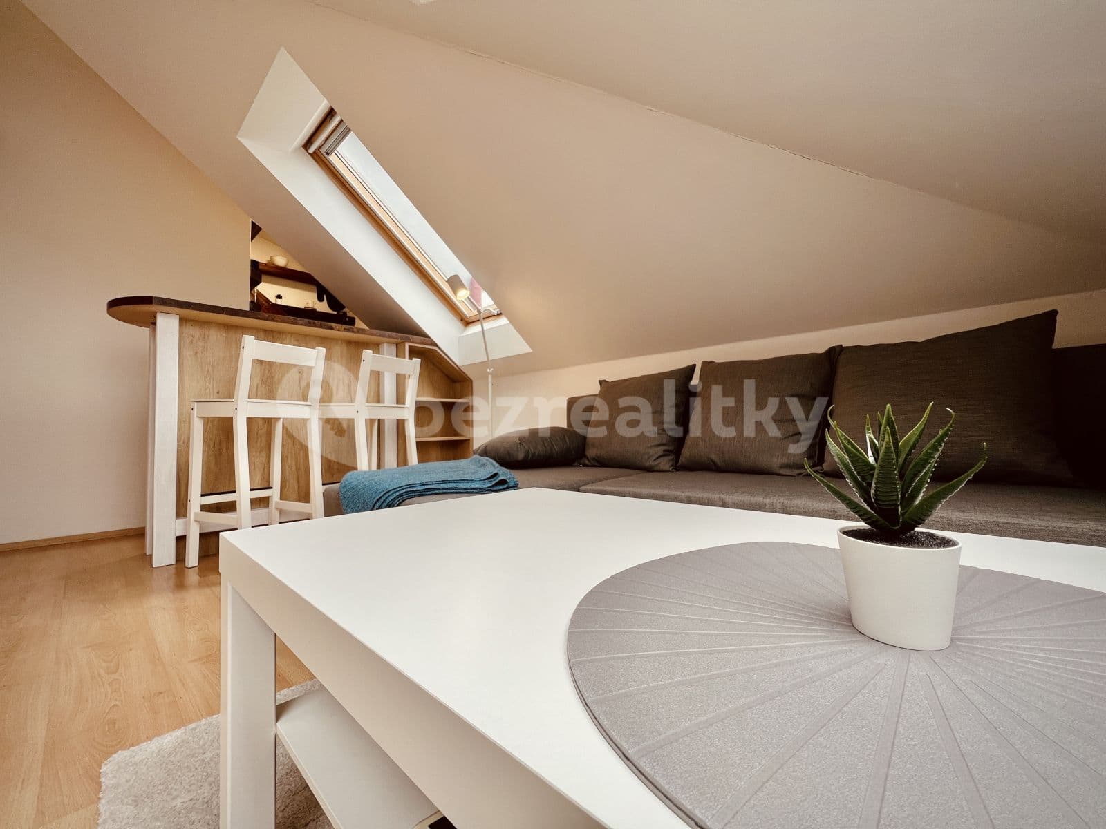 Prenájom bytu 1-izbový 35 m², Vídeňská, Brno, Jihomoravský kraj Prenájom bytu 1-izbový 35 m², Vídeňská, Brno, Jihomoravský kraj