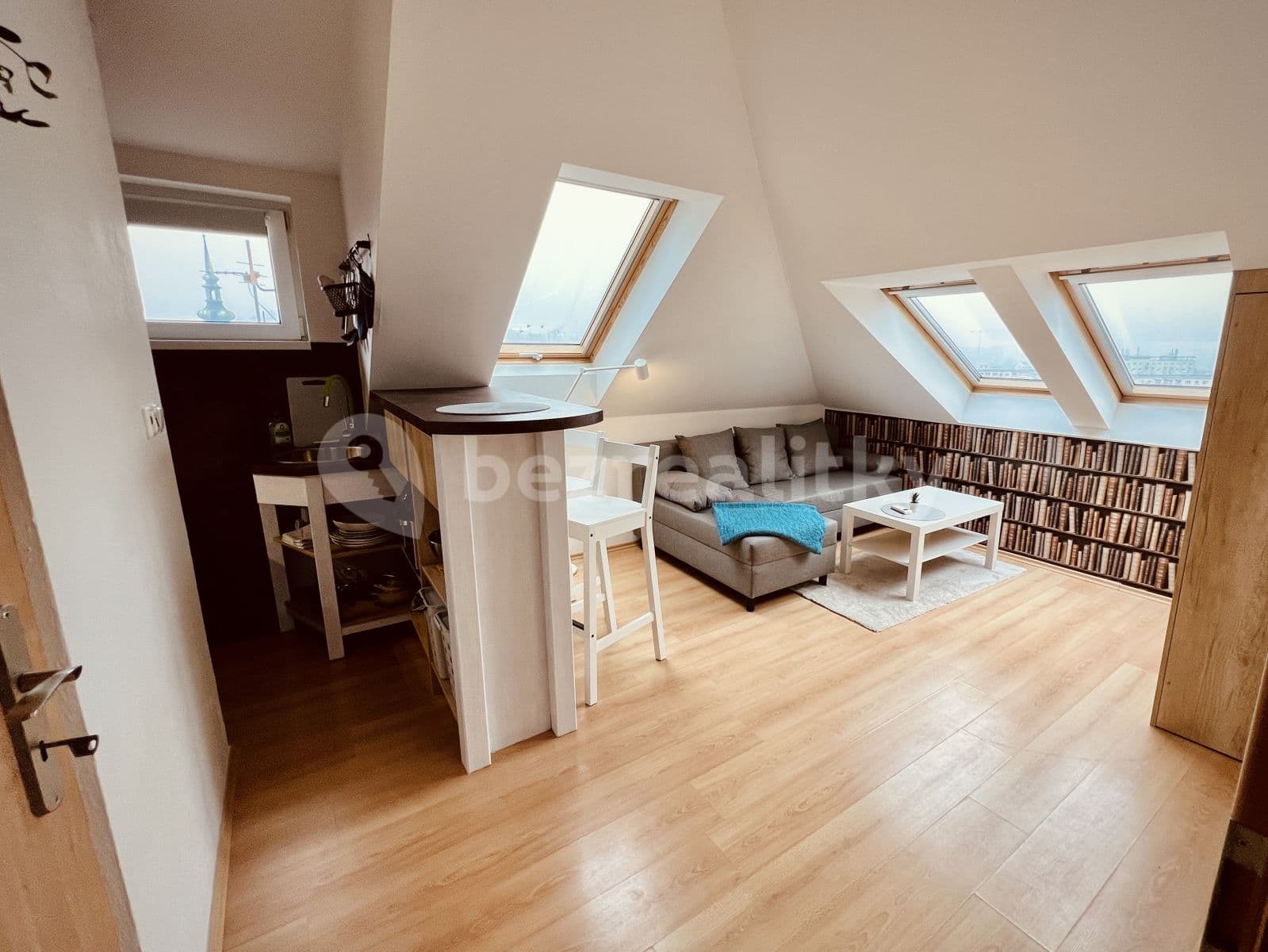 Prenájom bytu 1-izbový 35 m², Vídeňská, Brno, Jihomoravský kraj Prenájom bytu 1-izbový 35 m², Vídeňská, Brno, Jihomoravský kraj