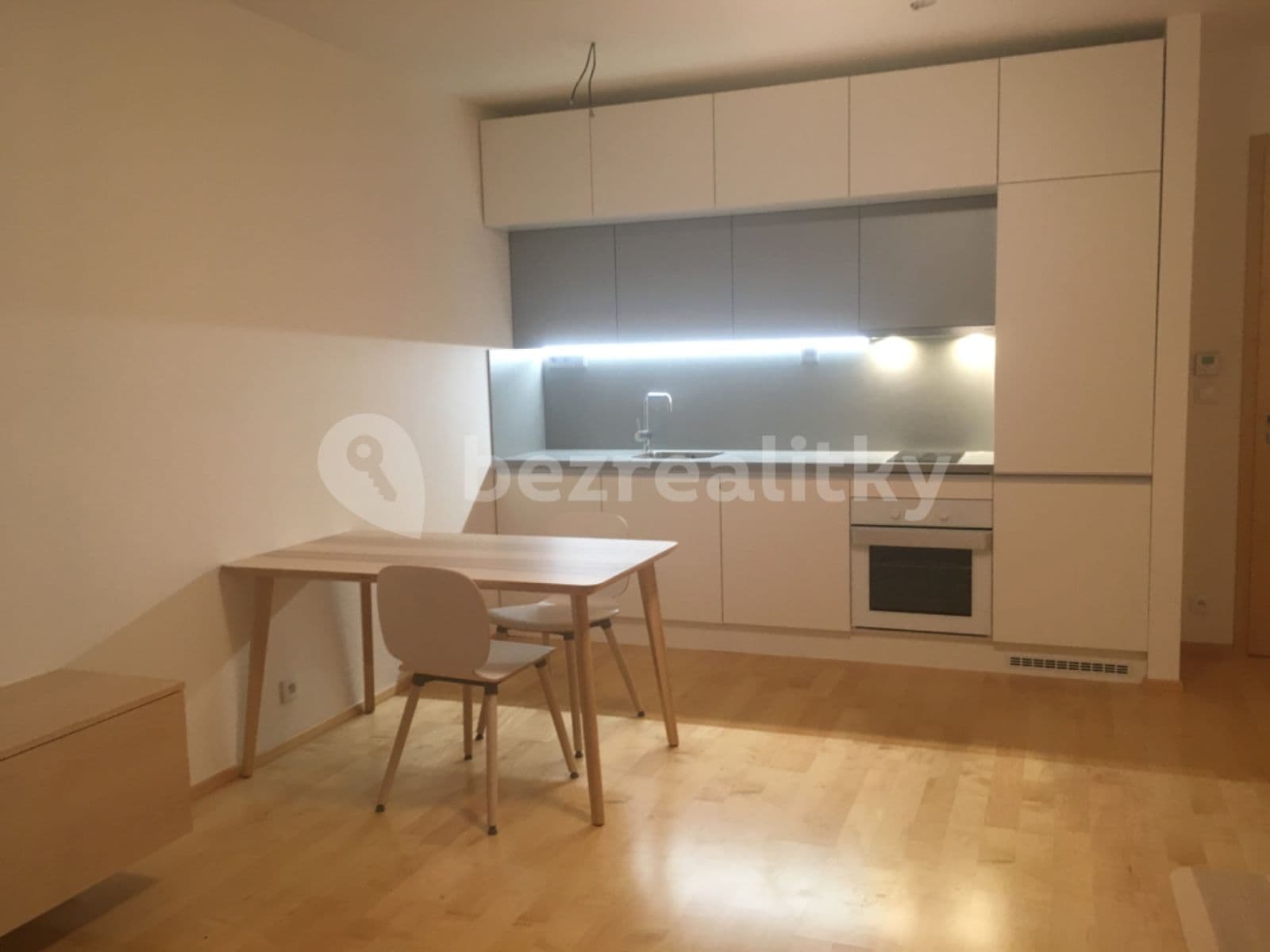 Prenájom bytu 2-izbový 58 m², U Statku, Hýskov, Středočeský kraj Prenájom bytu 2-izbový 58 m², U Statku, Hýskov, Středočeský kraj