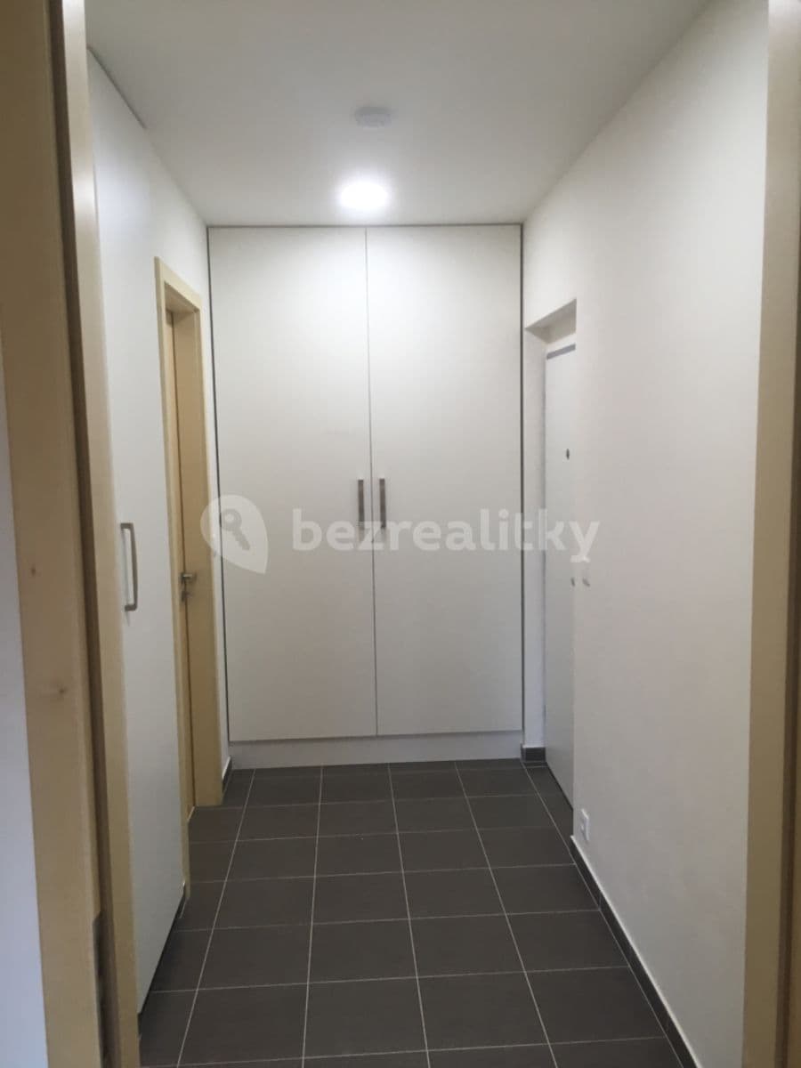 Prenájom bytu 2-izbový 58 m², U Statku, Hýskov, Středočeský kraj Prenájom bytu 2-izbový 58 m², U Statku, Hýskov, Středočeský kraj